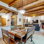 Del Norte Manor Unit B